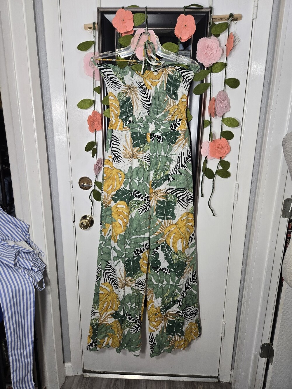 Dress Day Tropical Palm Leaves Jumpsuit Halter Top Smocked Top Sz L Wide Leg